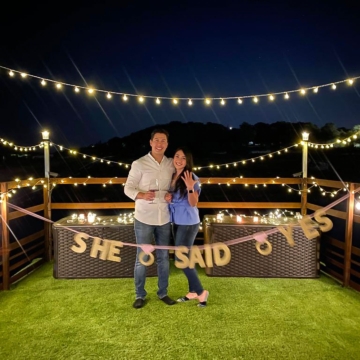 Houseboat-Yacht Nestled in a Lake Travis Cove