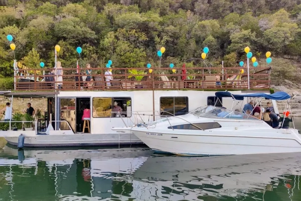birthday parties at NR Sustainable houseboat-yacht