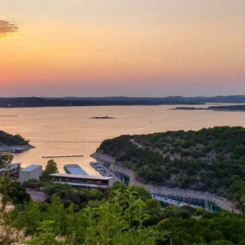 Houseboat-Yacht Nestled in a Lake Travis Cove (51) Houseboat-Yacht Nestled in a Lake Travis Cove